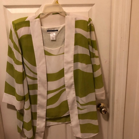 Jacket - Picture 3 of 5